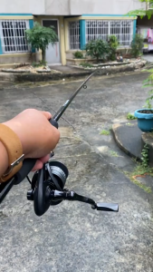 Metal Spinning Reel Black Fishing Rod Set  M Medium Spinning Reel Rod 1.6-2.1M 2-Section Fishing Rod KD 3000 5:2:1