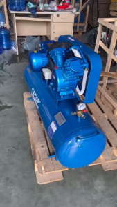 Máy nén khí etop có dầu 130l công suất 2200w siêu khỏe chất lượng bảo hành 12 tháng.
