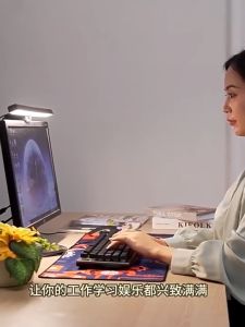Đèn LED Gắn Màn Hình Máy Tính Laptop 3 Màu Ánh Sáng Điều Chỉnh Dễ Dàng Bảo Vệ Mắt Nhỏ Gọn Tiện Lợi Và An Toàn