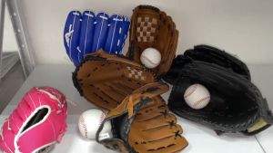 Outdoor Sports Baseball Glove Softball Gloves Left Hand for Adult Man Women Baseball Glove for Youth Children Adult For baseball training games/giftsLeft/Right Handed Baseball Gloves kids boy girl Practice Equipment