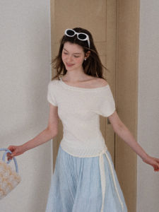 Side Buckle Off-shoulder Short-sleeved Knit Top