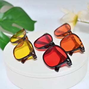 Trendy Anti Blue Light Glasses Women Men Better Sleep Red Lens Filter Glasses Anti-UV Glasses with Tinted Orange Lenses S70