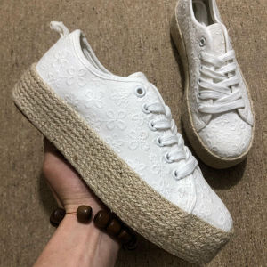 RG zhg R2060 รองเท้าผ้าใบแฟชั่นสําหรับผู้หญิงสีขาวหนาBreathable Anti-Slip Casualอเนกประสงค์สไตล์สําหรับยูโร-อเมริกัน Market