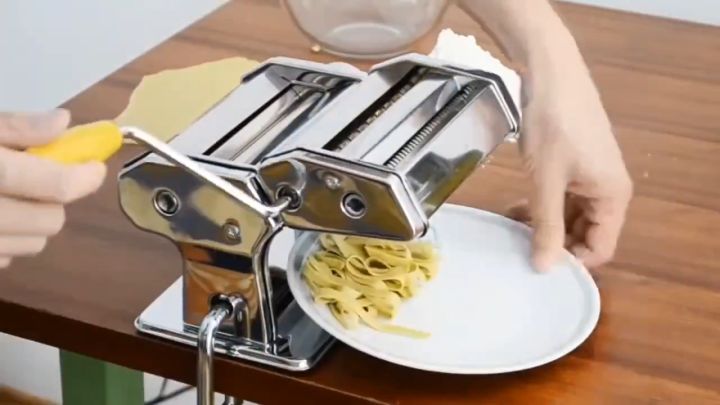 Pasta Maker Molen Atlas Original Mesin Gilingan Mie/ QM-150 Cetak Adonan  Kue Pastel Gilingan Mie