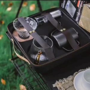 สินค้า Portable travel coffee 8 pcs. ชุดดริปกาแฟ เซตกาแฟดริป เครื่องชงกาแฟ พร้อมกระเป๋ากันน้ำ และดริปกาแฟด้วยอุปกรณ์ชุดนี้ครบวงกับ Drip set