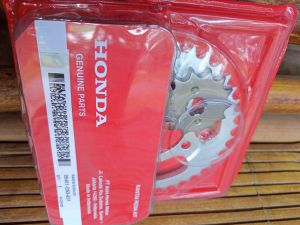 GN5 Gear Set Grand Astrea Prima Legenda Gir Depan Belakang Plus Rantai