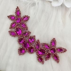 Blue Rhinestone DIY กลับกาว Patch สุภาพสตรีชุดแต่งงานเข็มขัดเอวเอวซีลรองเท้าหมวกตกแต่งหน้าอกดอกไม้รูปร่างคอ