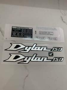 Bộ tem xe dylan 150 honda tem xe mới 100% hàng nhập Thái Lan chất lượng cao giá cả cực tốt giá bán lẻ như bán sỉ Bộ tem xe dylan 150 honda tem xe mới 100% hàng nhập Thái Lan chất lượng cao giá cả cực tốt giá bán lẻ như bán sỉ