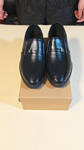 Brand Mens Shoes Loafers Genuine Leather Shoes Slip On Business Casual Shoes Classic Soft Leather Breathable Men Office Formal Shoes