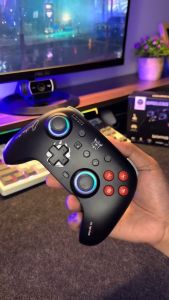 Onikuma C1 Wireless Gamepad 6-Axis Gyro Vibration E-Sports Gaming Controller Gamepads Dual Mode With RGB Cycle Lighting Effect Hall Gaming Joystick