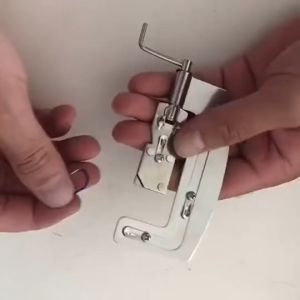 Alat Bantu Pasang Kail & Pengikat Ikat Simpul Tali Pancing Semi Otomatis