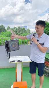 Loa di động nội địa JYX S55 công suất 15–30W âm thanh mạnh mẽ đèn LED RGB sôi động kèm 2 micro UHF không dây – lý tưởng cho hát karaoke tiệc tùng và dã ngoại.