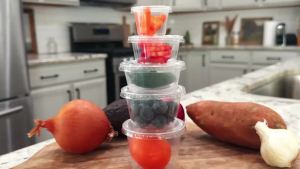 50pcs 5.5oz Disposable Plastic Cups with Lids Perfect for Ice Cream Drinks Soups Snacks Desserts & More!