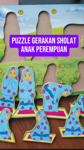 Puzzle Gerakan Sholat Perempuan - Mainan Puzzle Kayu - Bermain Sambil Belajar Urutan Gerakan Sholat - Kayu Seru