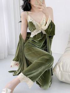 Luxurious Gold Velvet Sleepwear Set Womens Long Sleeve V-Neck Lace Trim Chemise with Bra Pads Autumn Winter Leisure Home Use