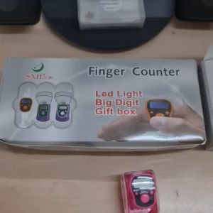 Máy đếm số lần niệm phật đeo ngón tay - có hộp