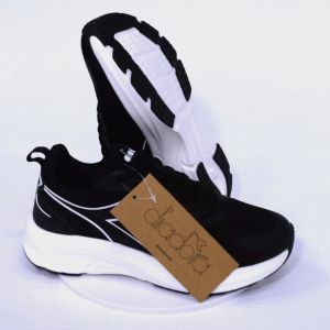Sepatu Running Diadora Maco Black: Desain Stylish & Berkualitas Tinggi