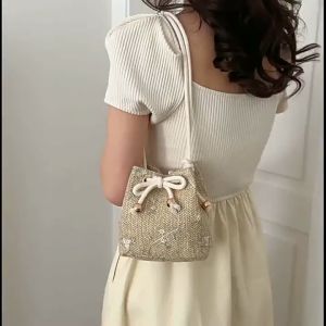 BAO117 Tas Selempang & Bahu Wanita Tren Tas Anyaman Renda Rotan Keranjang Air Tas Keranjang Bahu