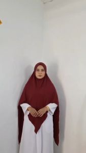 Jilbab Hijab Kerudung Bergo Khimar Instan Jersey Syari Soft Pet Antem Jumbo