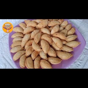 Kue Pastel Abon Mini Kering 250 gram Camilan Gurih Dan Renyah Makanan Ringan Jadul