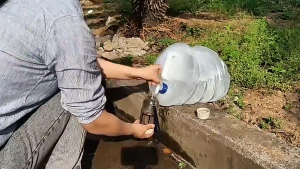 5L/10L/15L Portable Collapsible Water Bucket Bag for Camping Hiking and Emergency Water Storage Foldable Tank for Outdoor Vehicle Use