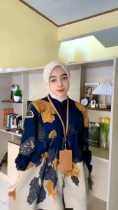 Blouse Blus Baju Batik Wanita Kancing Lengan Panjang Kualitas Terbaik | Cocok Untuk Seragam Pelandang Kantor Dan Kuliah | Banyak Pilihan Motif Ready Size M L Xl XXL | Blouse Wanita Terbaru 2024 | Blouse Wanita Korea Korean Style Terlaris Termurah