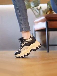 ส่งจากไทย ส่งเร็ว 2025มาใหม่ รองเท้าผู้หญิง รองเท้าผ้าใบ รองเท้ากีฬาเพิ่มส้นสูง5ซม สไตล์เกาหลีสุดฮิต รองเท้าที่ทำให้คุณดูดี