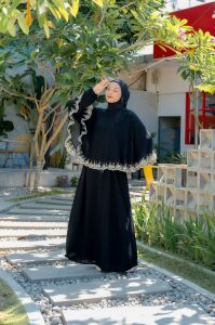 Abaya Azema Gamis Jubah Hitam Arab Turki Turky Maroko Mesir Saudi Madinah Dubai India Murah Umroh Haji Mewah Premium Bordir Baju Muslimah Pabrik Abaya Bangil  Pakaian Wanita Simple Remaja Sporty Unik Syari JetBlack