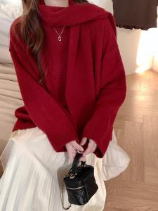 New Year Red Knitted Sweater Womens round Neck Pullover White Enhancing Winter Set with Scarf 2025 Winter Commute Style