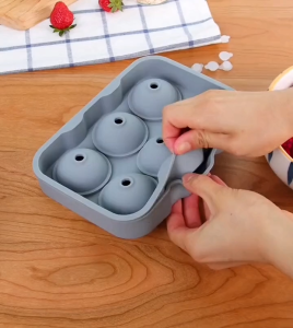 BPA Free 6 Grid Ice Mold for House And Bar Use Chocolate Mold