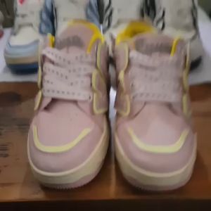 Sanzeil Mana - Sneaker Wanita Bermotif Terbaru 2023