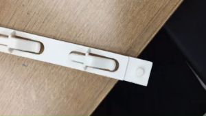 พลาสติคแขวนสินค้า สายแขวนตัวต่อ CS1NT แบบสั้น 7 ขอแขวน-ยาว 44.5ซม.