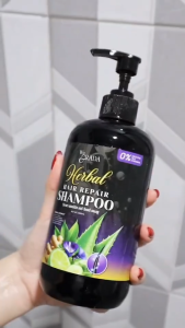 WERADA แชมพู ยาสระผม แชมพูสมุนไพร สารสกัดจากธรรมชาติ บำรุงผม รากผมแข็งแรง ลดผมร่วง 500 มล.