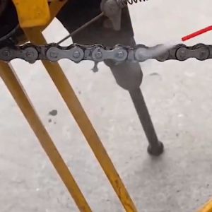 สเปรย์ล้างสนิม 3 in 1 450ml. กำจัดสนิม กันสนิม หล่อลื่น ขัดสนิม ล้างสนิม ขัดสนิมได้ทุกจุด