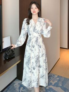 2024 Autumn Lotus Satin Retro V-neck Print Dress Womens Fancy Age-Reducing Mid-Length Dress Waist-Tight Floral Skirt