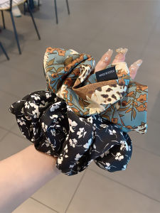 ริบบิ้นผ้าลายดอกไม้สีพื้นสไตล์ย้อนยุคสำหรับผู้หญิง ริบบิ้นผมทรงกลม ริบบิ้นผมฤดูร้อน ริบบิ้นผมใหม่ 2025 ริบบิ้นผมสไตล์เกาหลี