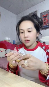Kem chống nắng làm trắng đa năng - Chống nắng hiệu quả dưỡng ẩm kiểm soát dầu chống trượt lý tưởng cho nữ sinh viên