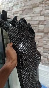 SPAKBOR BELAKANG SCOOPY NEW CARBON ORIGINAL HONDA