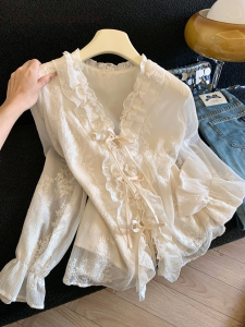 La Chapelle | Áo Blouse Dài Tay Thời Trang Thiết Kế Vòng Cổ Sweet Lace