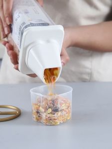 Airtight Small Food Storage Container / Rice Dispenser with Measuring Cup / Kitchen Plastic Container for Flour Rice Pet Food Dry Food Jar