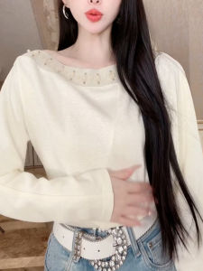 SHUAIYUE | Áo Thun Elegance Trang Trí Ngọc Trai Một Vai