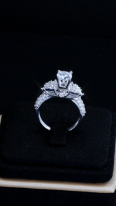 Nhẫn nữ Bạc 925 Xi Kim Moissanite Viên Chủ 6.3mm KNNU0005 Kim Luxury