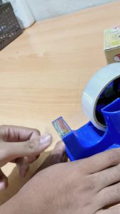 Topla Tape Dispenser Isolasi / Tape Cutter 805 / Tempat Pemotong Lakban