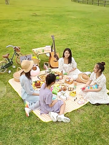 SKM Foldable Outdoor Mat Waterproof Picnic Mat HM266 Tikar Berkelah