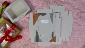 กล่องของขวัญ ***Series 20*** กล่องของชำร่วย กล่องใส่ของขวัญ กล่องใส่น้ำหอม มี 2 ขนาด (แพ็ค 10 ใบ)