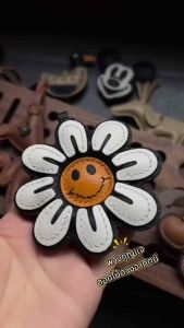 พวงกุญแจดอกไม้ดวงอาทิตย์หนังเย็บมือเครื่องประดับแขวนอินเทรนด์ตกแต่งกระเป๋าจี้เครื่องประดับหูกระเป๋า