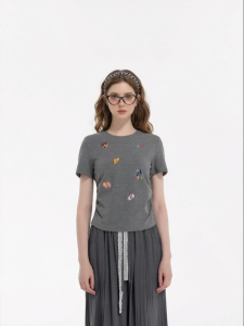 Embroidered Fitted Short Sleeve T-Shirt