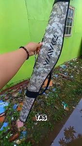 TAS PANCING DAIWA SELEMPANG FIBER MOTIF LORENG UKURAN 100CM