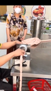 Máy cột chỉ đầu xúc xích 2 đầu buộc tự động - Máy buộc chỉ xúc xích bằng tay