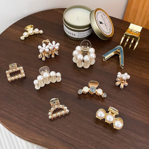 Elegant Pearl Hair Clip Womens Small Size Side Bangs Shark Clamp Fashionable Hair Accessories Korean Style Summer New 